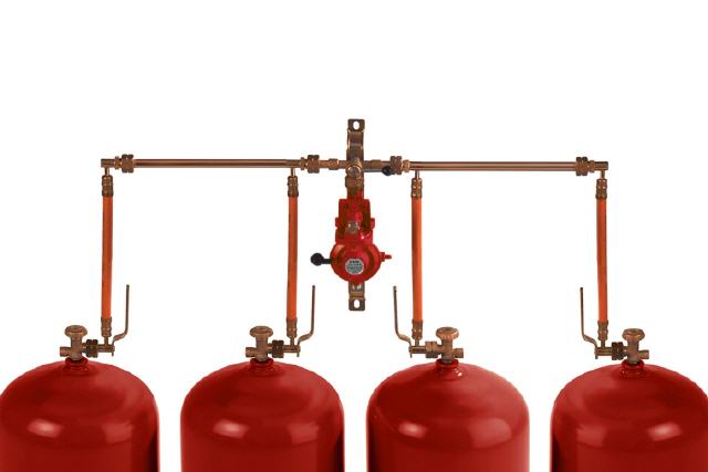 Vierflaschenanlage f&uuml;r 4x33 kg Propangasflaschen